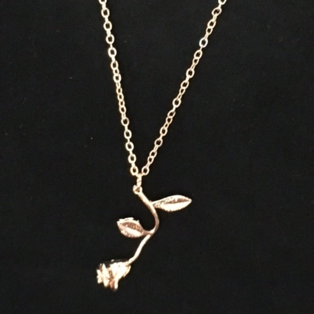 Adorable Rose Pendant Necklace, NWOT, Great Condition - Picture 8 of 8